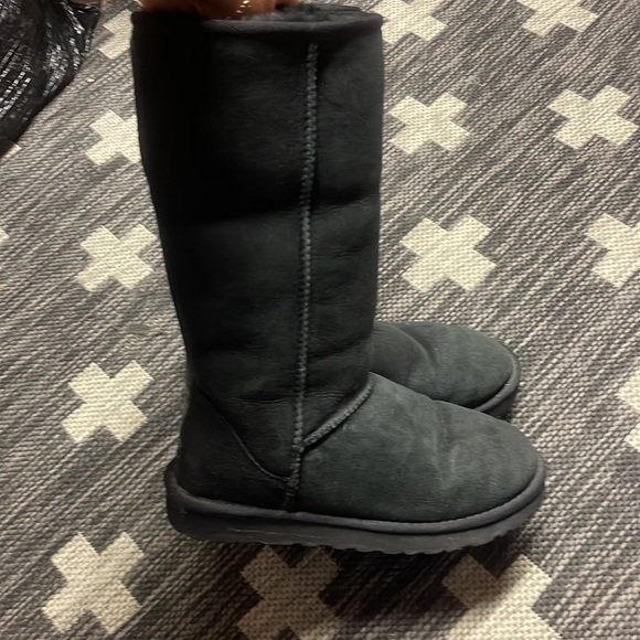 Ugg Tall Black Boots Size 7 - Picture 4 of 7
